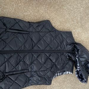 Women’s puffer vest - REVERSIBLE